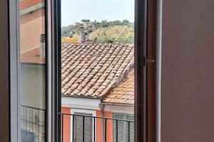 MENTANA GRAZiOSO TRILOCALE ARREDATO