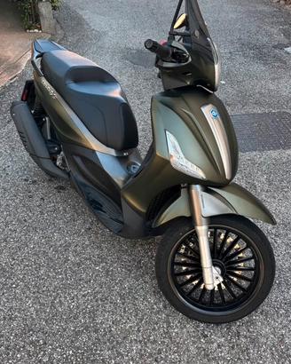 Piaggio Beverly S 300