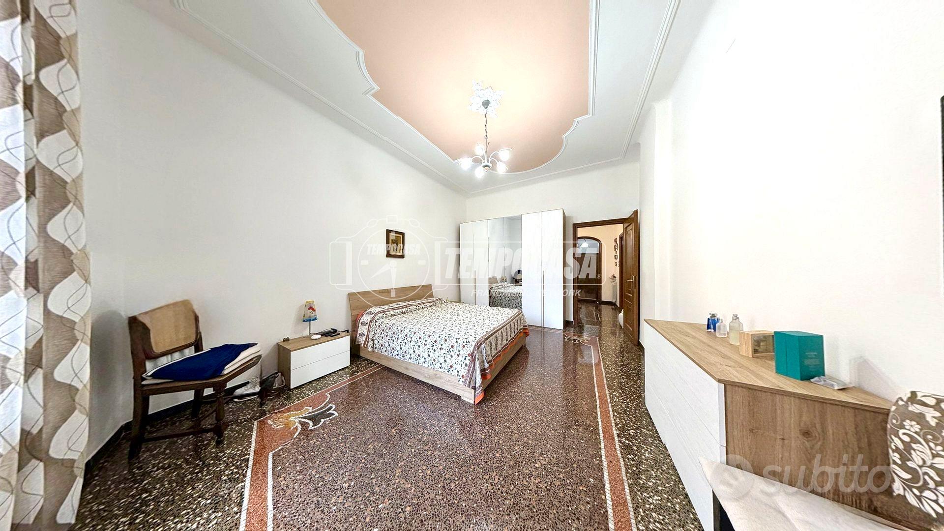 Appartamento – Genova, Marina, Medio Ponente - Altro