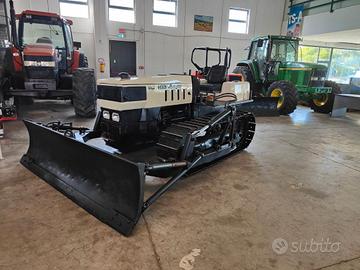 Trattore cingolato lamborghini 674-70 L apripista