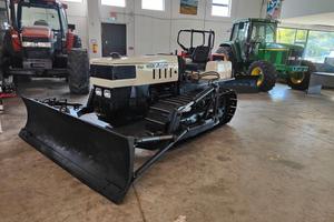 Trattore cingolato lamborghini 674-70 L apripista