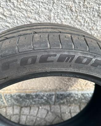 Gomme estive 235/40 ZR19 96Y