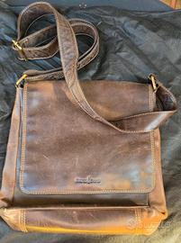 borsa verticale a tracolla in vera pelle