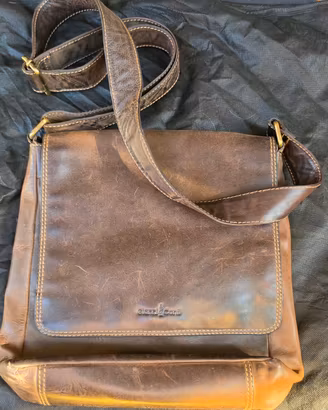 borsa verticale a tracolla in vera pelle