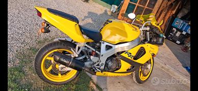 honda cbr 900 rr