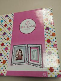 cornice foto argento con calco in gesso bambina 