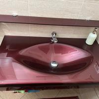 Mobile bagno in vetro bordeaux
