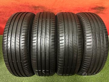 225 60 18 Gomme Estive 2021 85% BMW X3 225 60 18