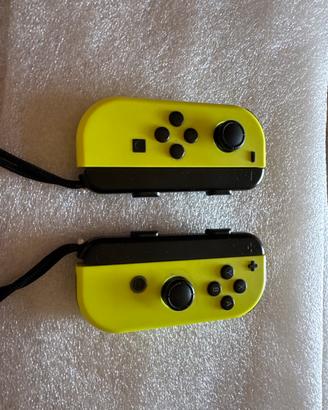 Joycon giallo fosforescente nintendo switch