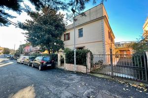 Appartamento trilocale in villa