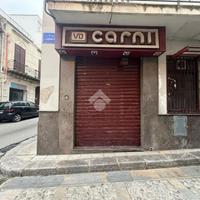 NEGOZIO A CARINI
