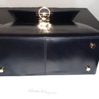 Ferragamo borsa donna nuova originale mai usata