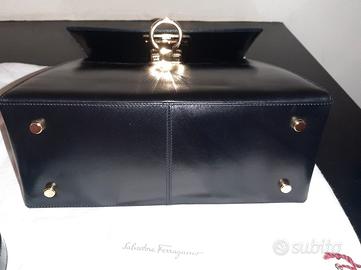 Ferragamo borsa donna nuova originale mai usata