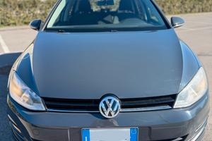Volkswagen Golf 7 - 1.5 TSI