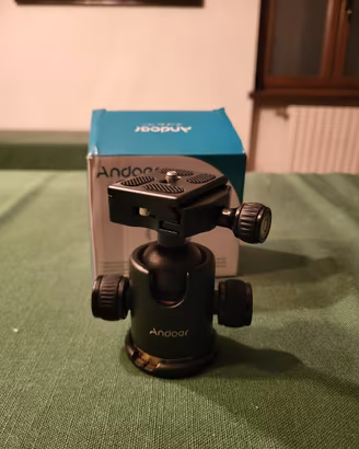 Testa fluida per treppiede con adattatore 3/8 A1/4