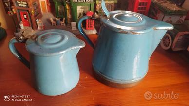 Caffettiera in latta smaltata blu 2 pezzi- antico