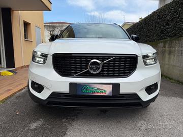 Volvo XC40 D3 AWD Geartronic R-design 190cv