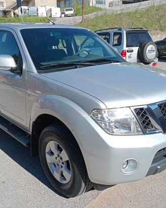 NISSAN Navara 2.5 dCi 190CV 4 porte Double Cab S