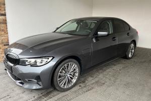 BMW 330e sport g20