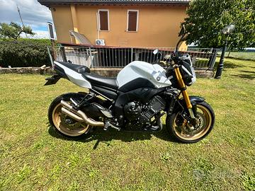 Yamaha FZ8