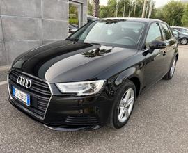 AUDI A3 SPB 2.0 TDI S tronic Business