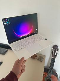 Samsung Notebook 16GB - i7 - AMOLED