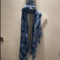 stola azzurra leggera uniqlo