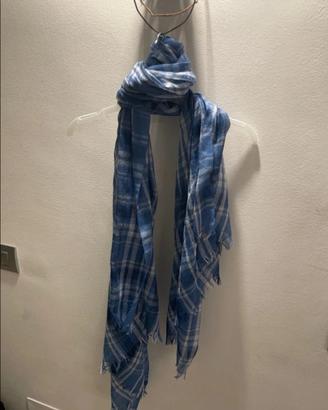 stola azzurra leggera uniqlo