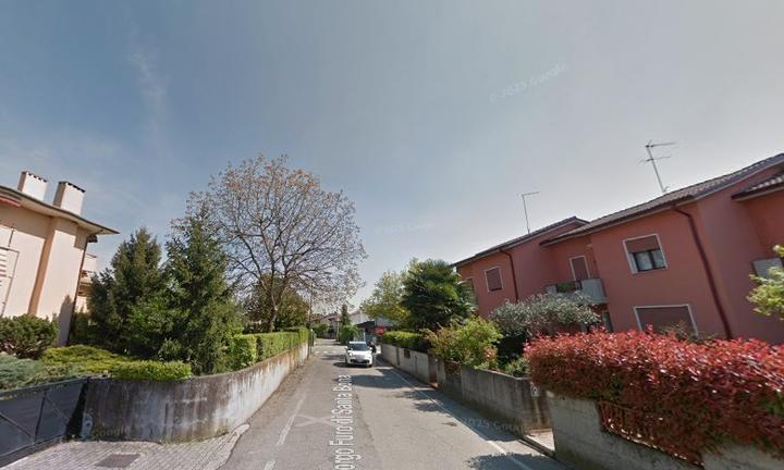 Treviso - spaziosa stanza doppia ad uso singolo
