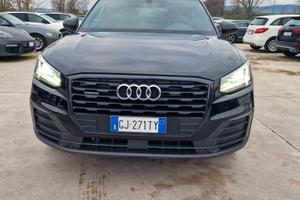 Audi Q2 35 TDI quattro S tronic TOTAL BLACK