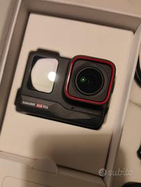 Insta360 Ace Pro perfetta + accessori