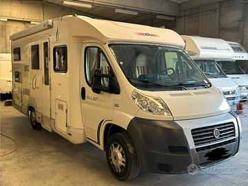 Camper Semintegrale pochi km