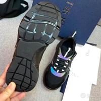Dior b22