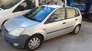 FORD Fiesta 5ª serie Anno 2002