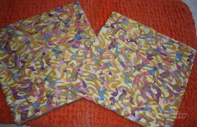 2 Copricuscini 41x41 cm fantasia astratta