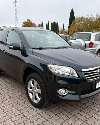TOYOTA RAV 4 2.2 D-4D FULL OPTIONAL