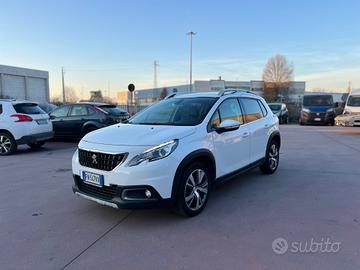 Peugeot 2008 BlueHDi 100 S&S Allure