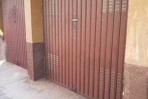 Box singolo zona Trenno ( milano) piano strada