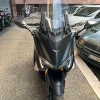 T Max 530 DX