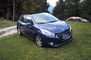 Peugeot 208 e-HDi 92 CV Active 2013 (Neopatentati)