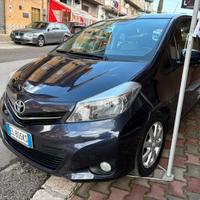 Toyota Yaris 1.3 5 porte Lounge
