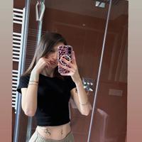 Donna delle pulizie/assistenza anziani