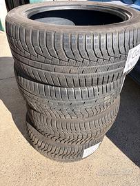 Pneumatici Invernali R18