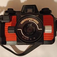 Nikon Nikonos V con flash