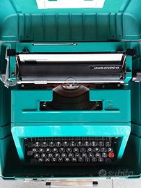 Macchina per scrivere vintage Olivetti Studio 45