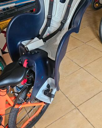 Seggiolino posteriore bici per bimbi più supporto