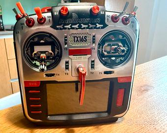 Radiomaster tx16s con Gimbal CNC AG01