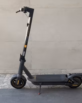 KickScooter - Monopattino - Ninebot G2 max E