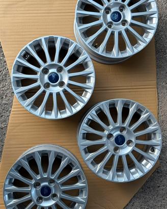 Set 4 cerchi in lega originali Ford 16”