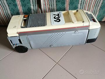 electrolux d739 aspirapolvere danneggiato ricambi